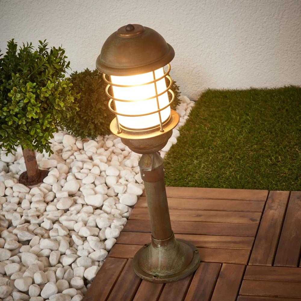 kulteri rez allo lampa kerti vilagitas jarda kerti vilagitas vintage mediterran stilusu country toszkan villa nagyfenyu vilagos lampa minosegi budapest moretti luce 1876.o.ar.jpg